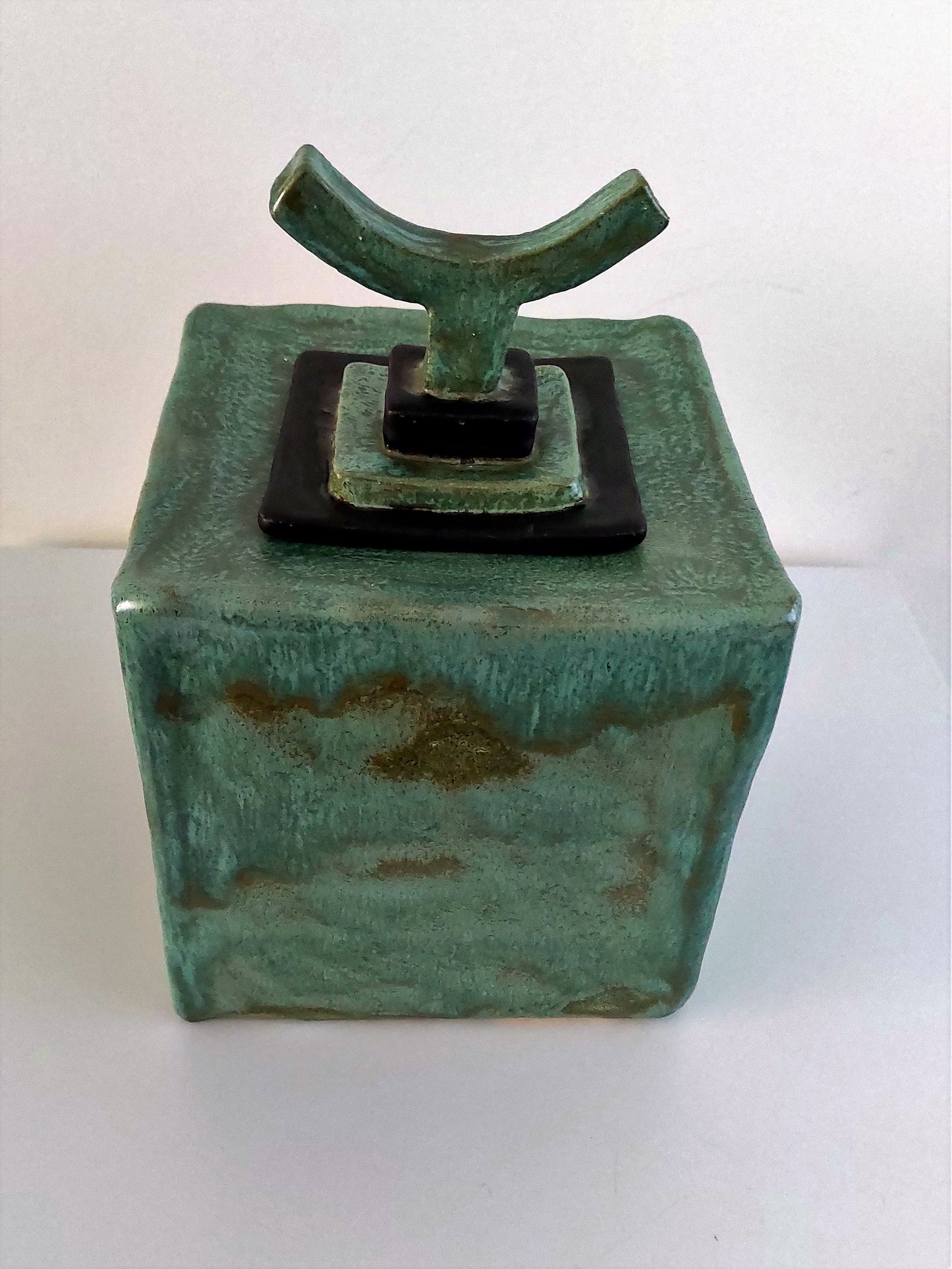 Urn