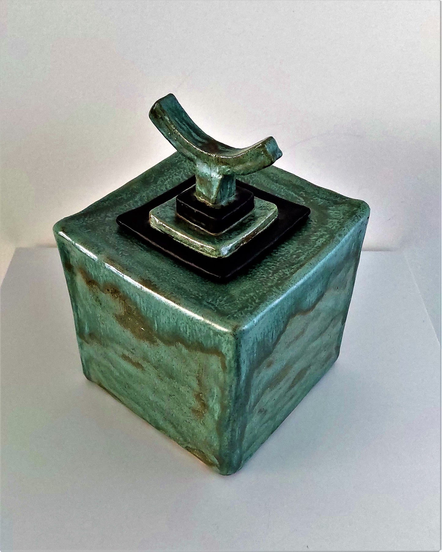 Urn